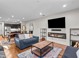 6441 Summit Village Ln Unit 3, Simi Valley, CA 93063