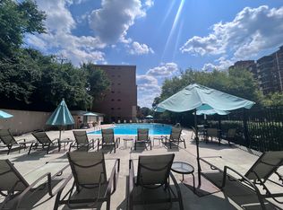 1200 S Arlington Ridge Rd APT 504, Arlington, VA 22202