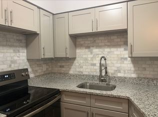 6419 Montgomery Rd #B5, Cincinnati, OH 45213