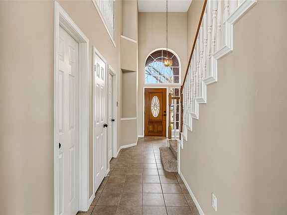 5th image of 3522 Pecan Mill Dr