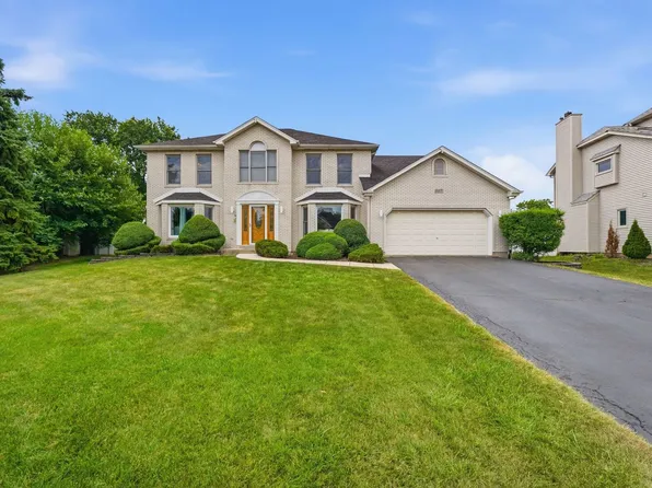 567 Warbler Dr, Bolingbrook, IL 60440