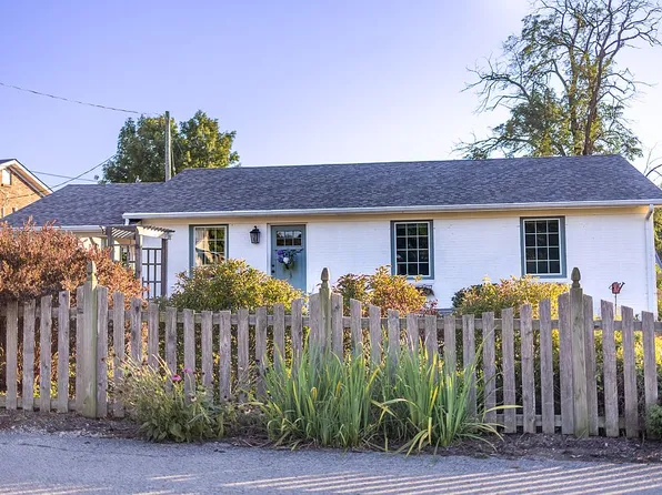 124 Burch St, Stamping Ground, KY 40379