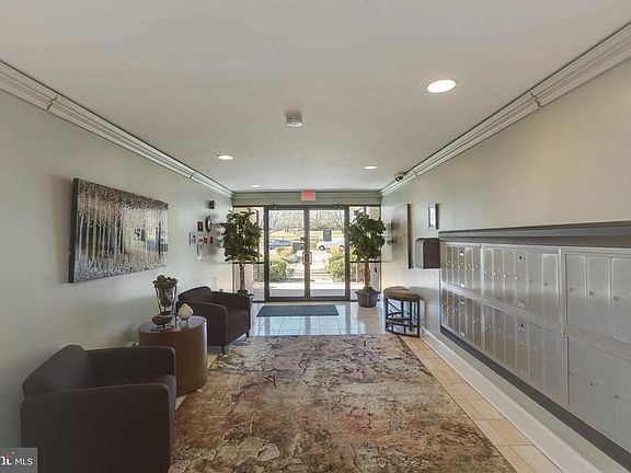 *Secure Treebrook Condo Lobby