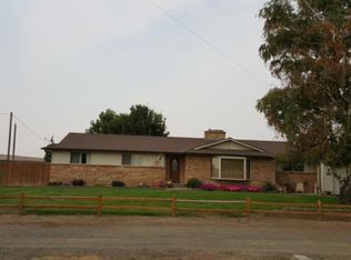 105 Main St, Helix, OR 97835