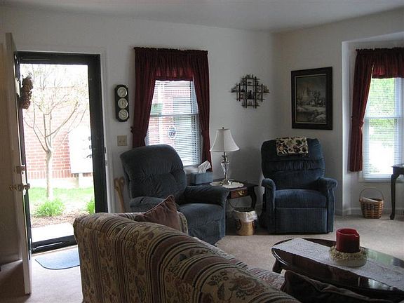 3rd image of 668 Cassel Hills Ct