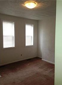 3rd image of 58 Short St