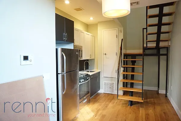 Rented by Rennit Inc. | media 2