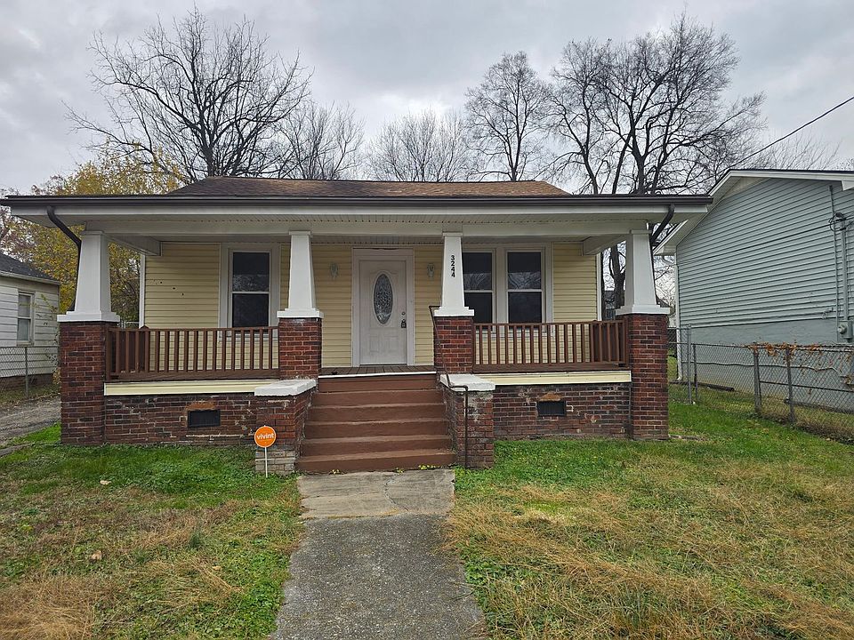 1st image of 3244 Ashland Ave