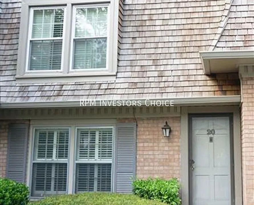 3000 Hillsboro Pike #20