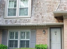 3000 Hillsboro Pike
