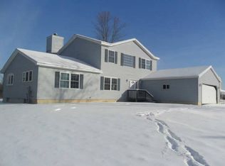 2101 Langdon Rd, Ransomville, NY 14131