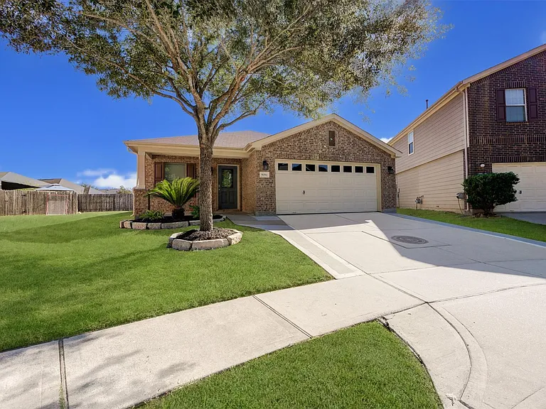 16011 Heights Harvest Ln — Photo 2