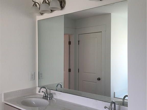 5th image of 1382 Weatherbrook Cir