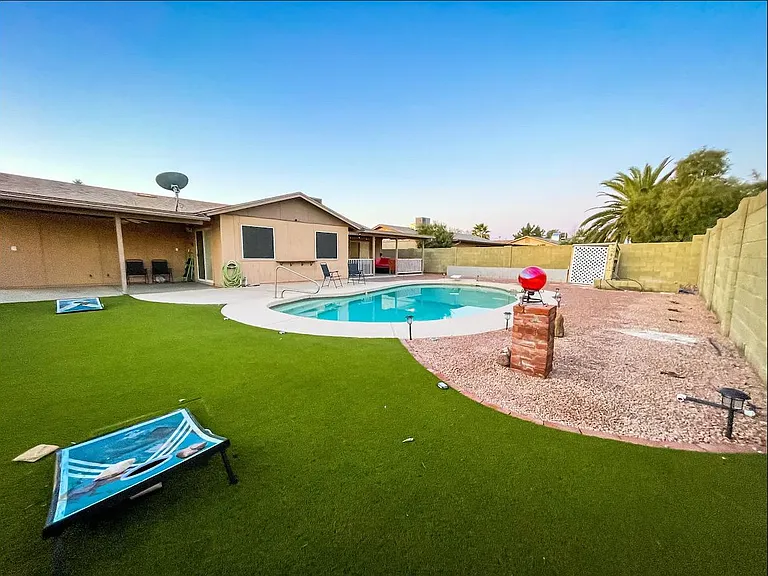 5252 W Lupine Ave — Photo 4