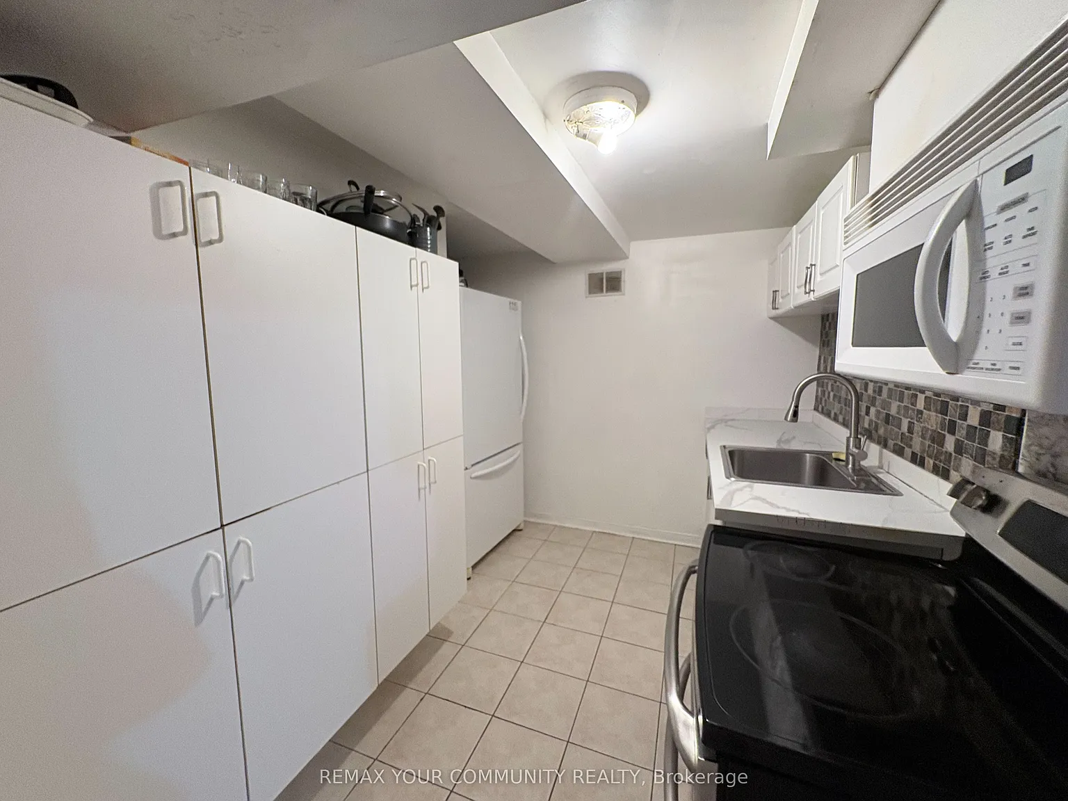 2 bed, $2,000 — Photo 4