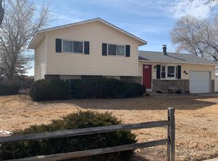 3833 Ivy Ln, Wellington, CO 80549