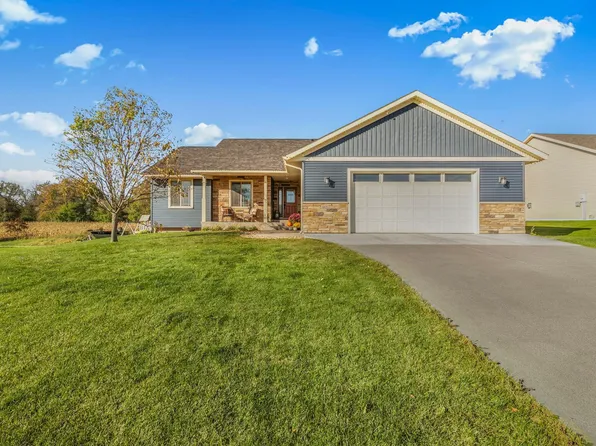 1021 13th Ave NE, Saint Joseph, MN 56374