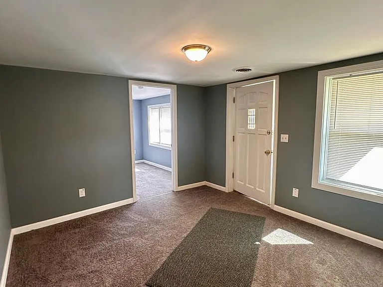 106 Neville St — Photo 3