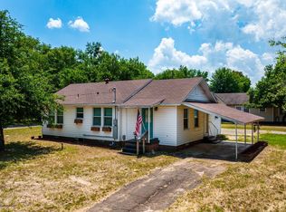 301 Glazner St, Hawkins, TX 75765