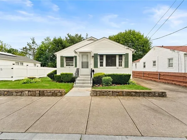 27 Burns St, Providence, RI 02904