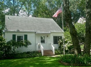 1864 Haines St NW, Grand Rapids, MI 49504