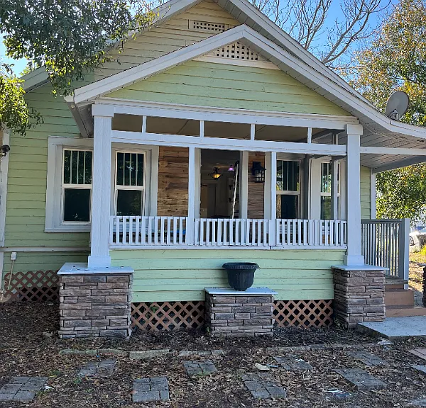 3534 Haines Rd N — Photo 1