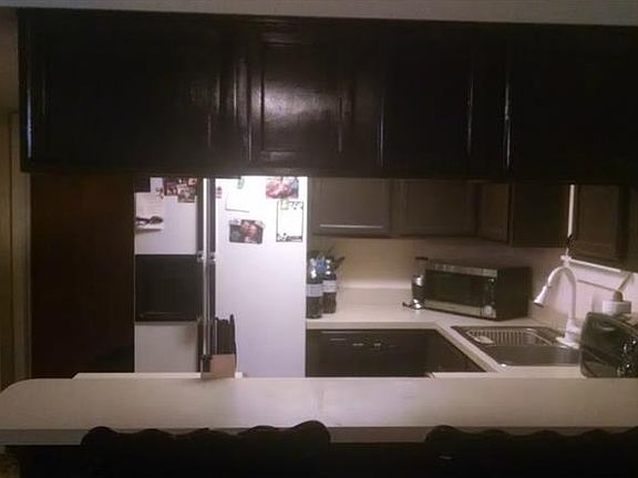4th image of 220 Avery Ave