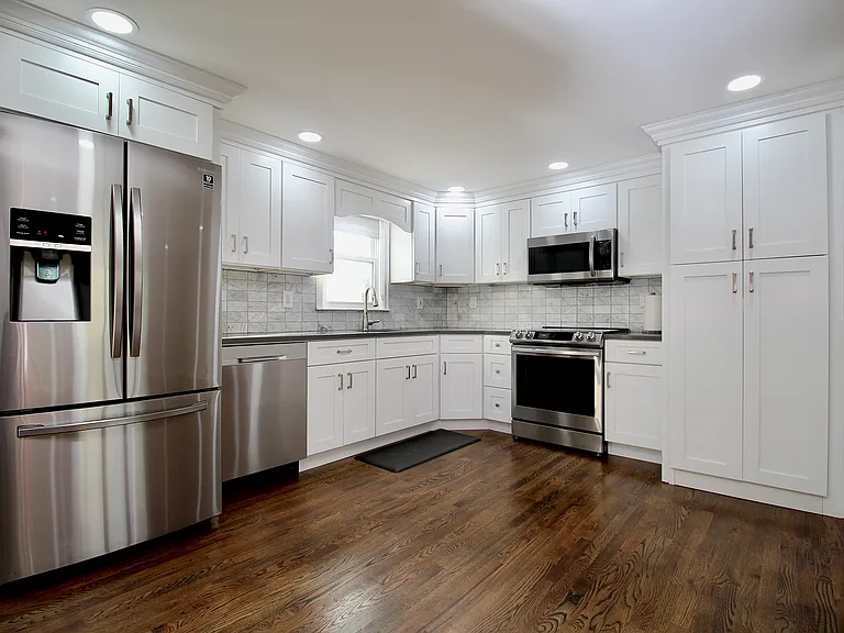 2624 Herkimer St #2 — Photo 3