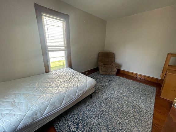 4th image of 21 Sands St