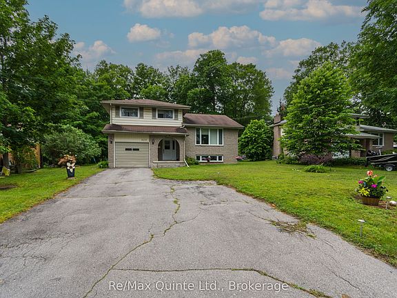 3rd image of 525 Whites Rd