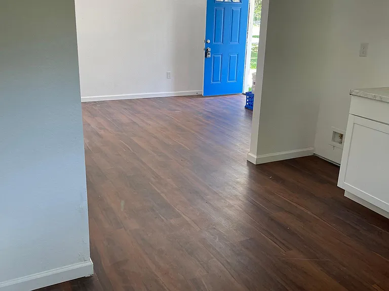 3519 Hyacinth St — Photo 5