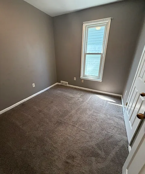 90 Cottage St #21 — Photo 4