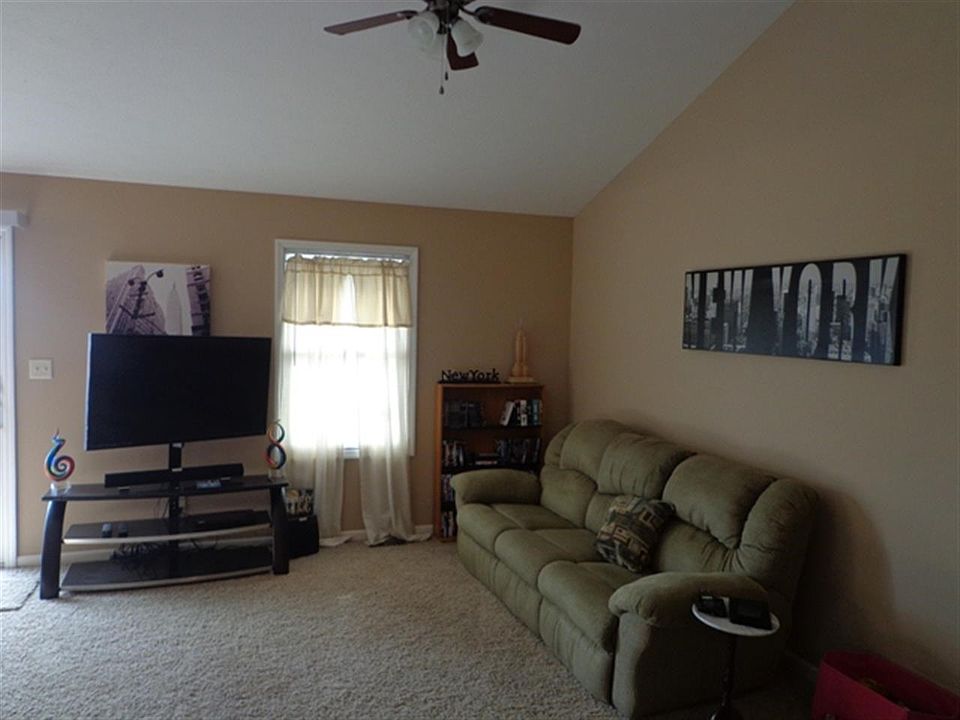 1st image of 5084 S Lost St