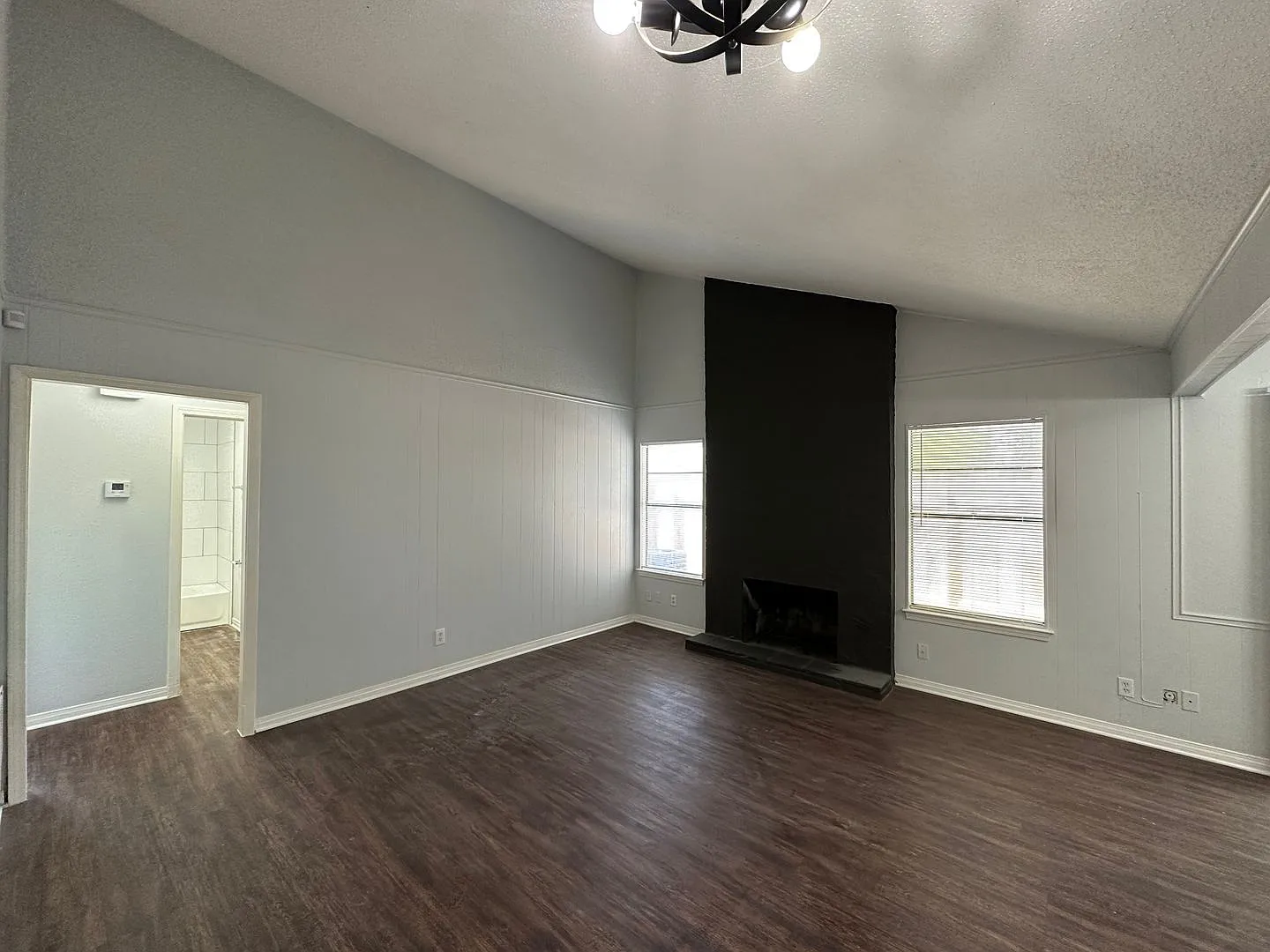 2/2 Duplex near LBJ High — Photo 3