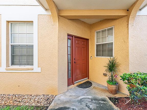 3rd image of 1986 Fiesta Ridge Ct