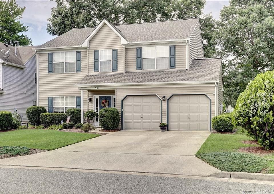 1st image of 903 Foxboro Dr