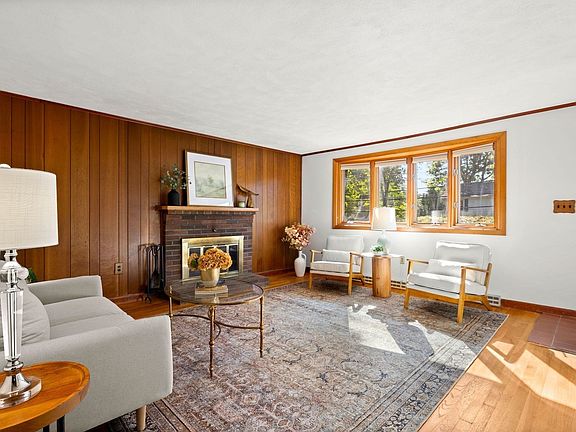2nd image of 56 Skilton Ln