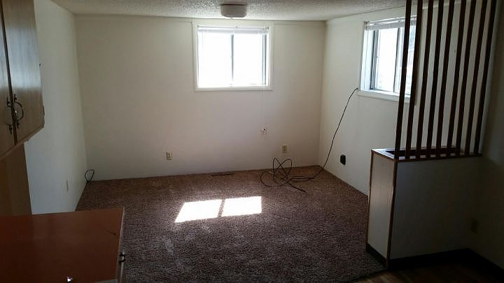 2nd image of 827 Poly Dr APT 4