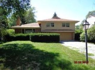 1340 Bunker Ave, Flossmoor, IL
