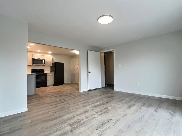 76 Spring St #301 — Photo 17