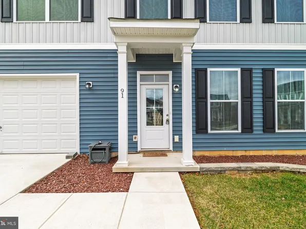 91 Cilantro Ln, Bunker Hill, WV 25413