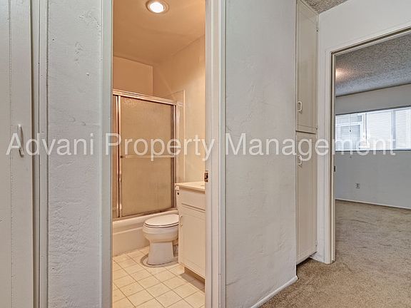 5th image of 1575 Scott St APT 09
