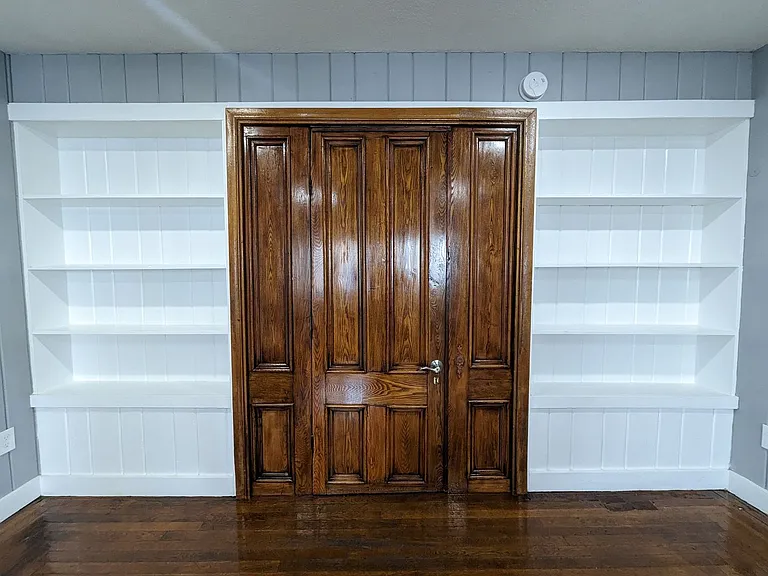 44 White St — Photo 2