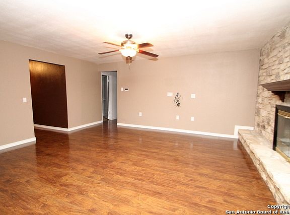 5th image of 7716 Cool Sands St
