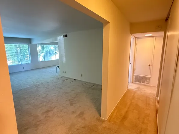 Ponderosa Apartments
