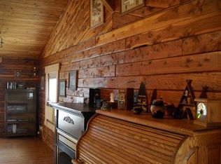 202 Cedar Hills Ln, Mountain View, AR 72560