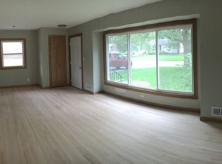 1409 Talisman Curv, Roseville, MN 55113