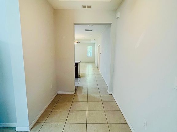 5th image of 1726 Brassie Ct
