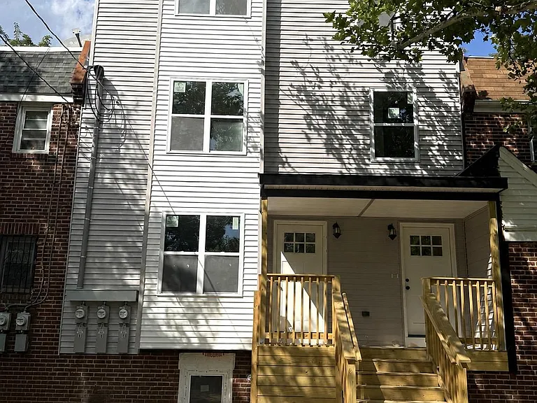 568 Pfeiffer St #B — Photo 1