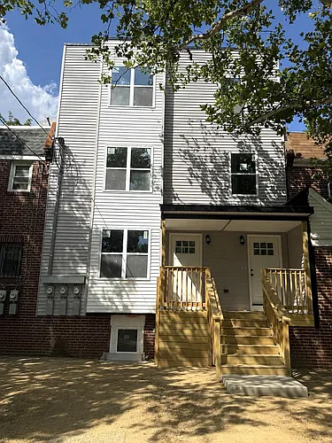 568 Pfeiffer St #B Photo 1